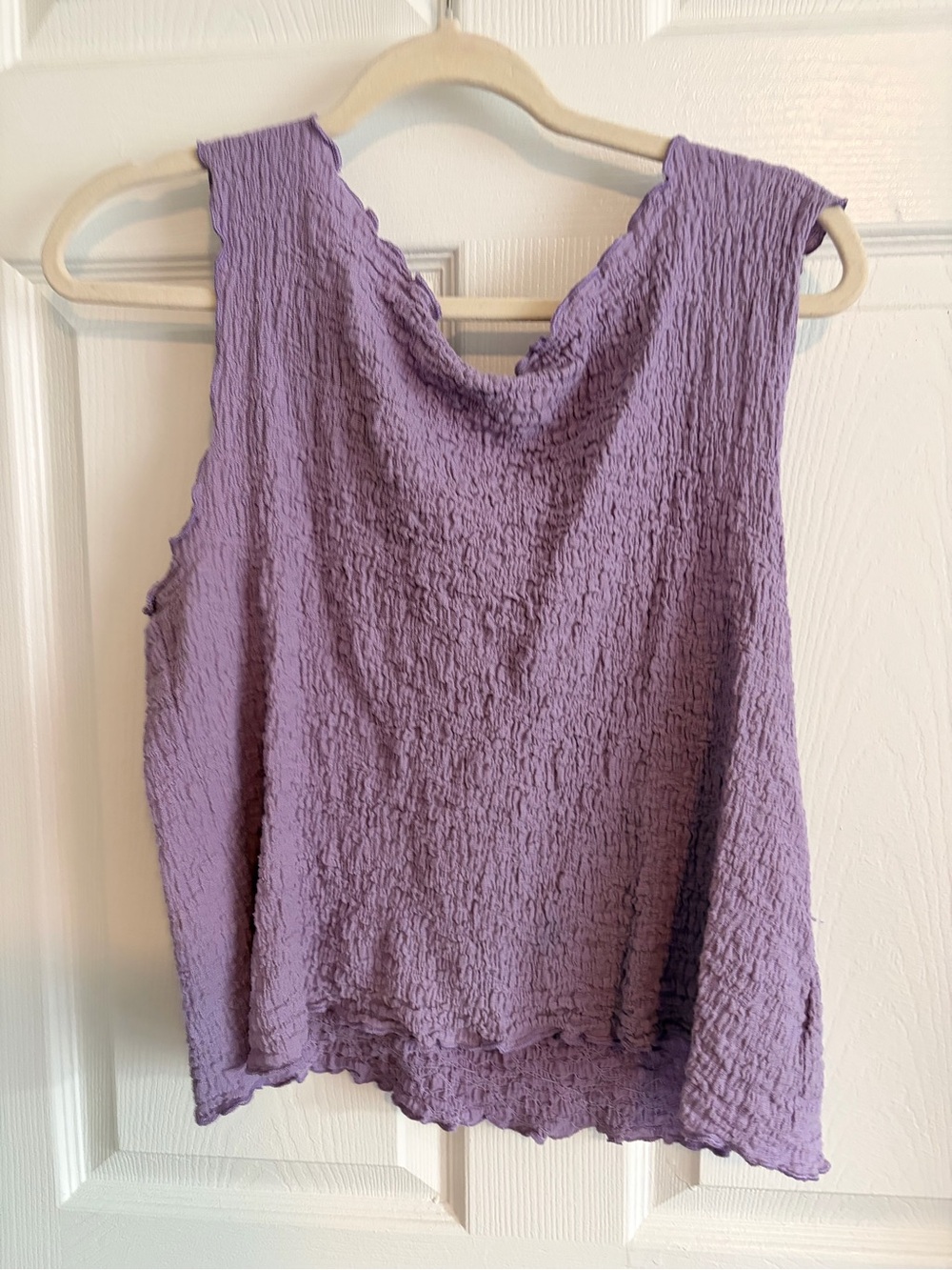 Old Navy Lavender Crinkle Sleeveless Tank